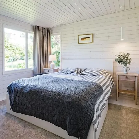 Hubane Suvila Mere Kaldal * Tabasalu