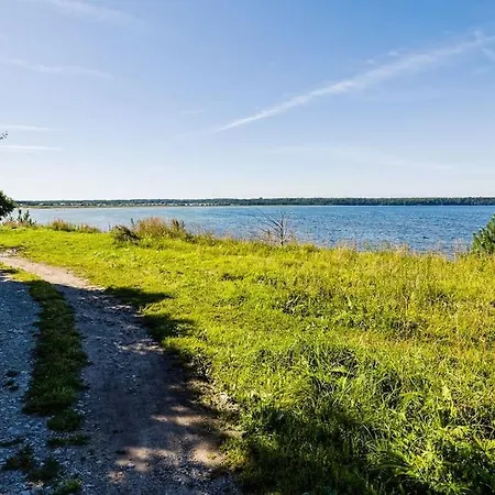 Hubane Suvila Mere Kaldal * Tabasalu